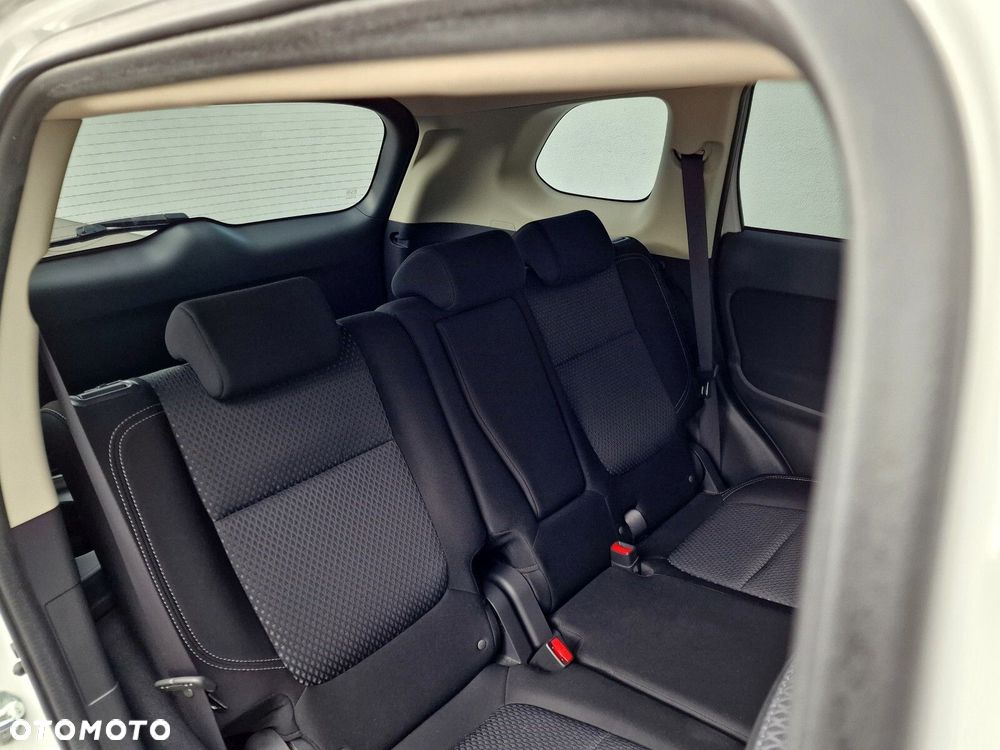 Mitsubishi Outlander 2.0 Invite + 2WD - 29