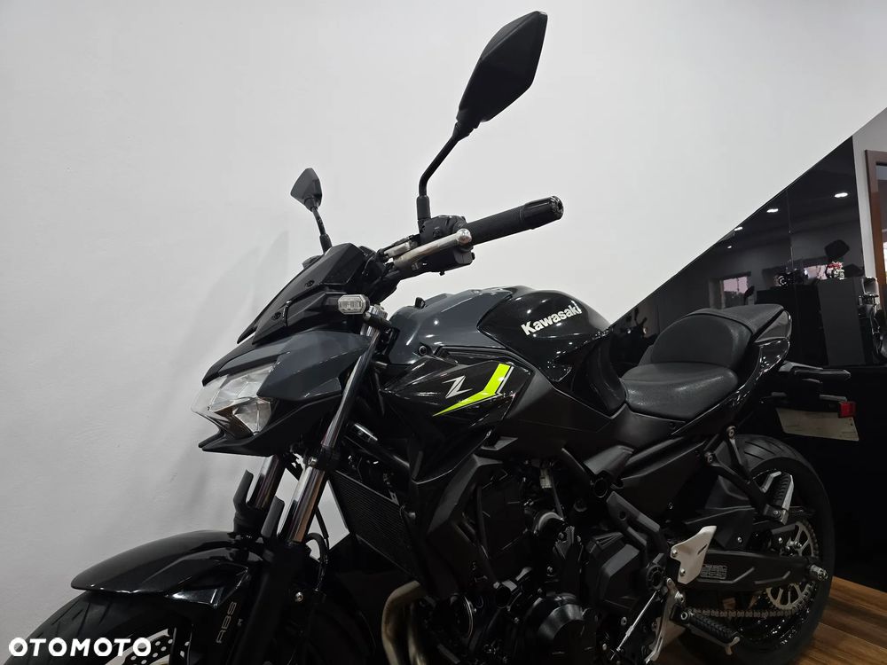 Kawasaki Z 650 - 25