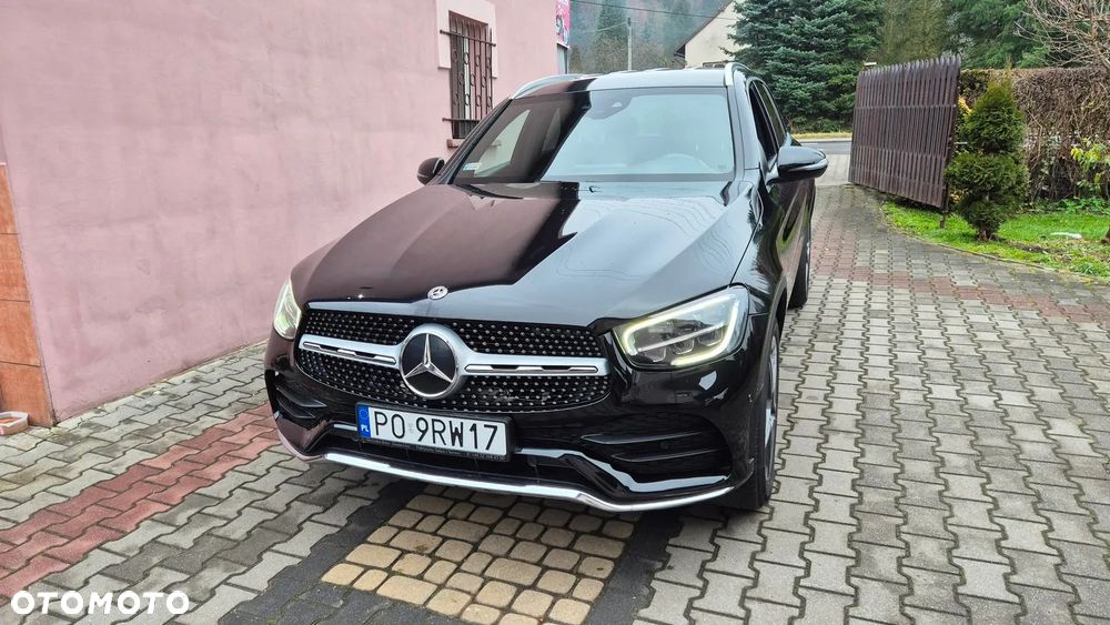 Mercedes-Benz GLC 220 d 4Matic 9G-TRONIC AMG Line Plus - 28