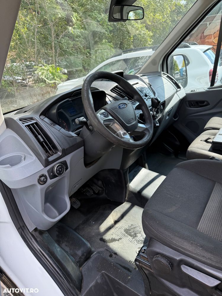 Ford Transit Tranzit Dokka Camioneta 7 locuri bena carosata 2017 impecabila fără probleme fără rugina Istoric Service complet Carvertical scos anvelope noi Navi AC - 4