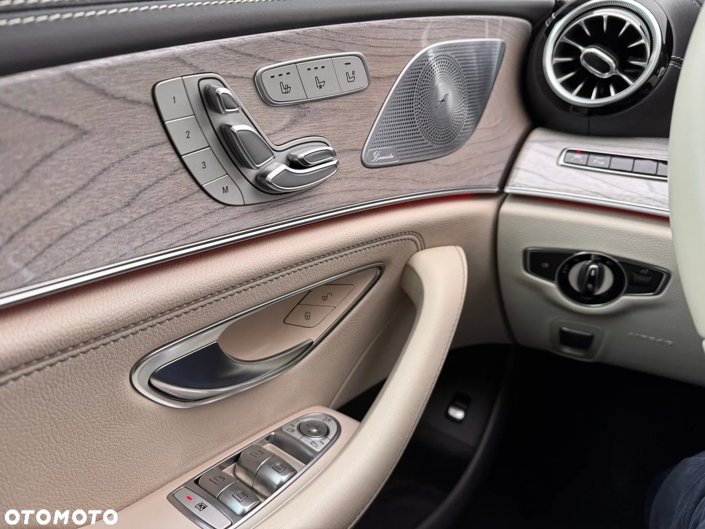 Mercedes-Benz CLS 450 4-Matic 9G-TRONIC - 13