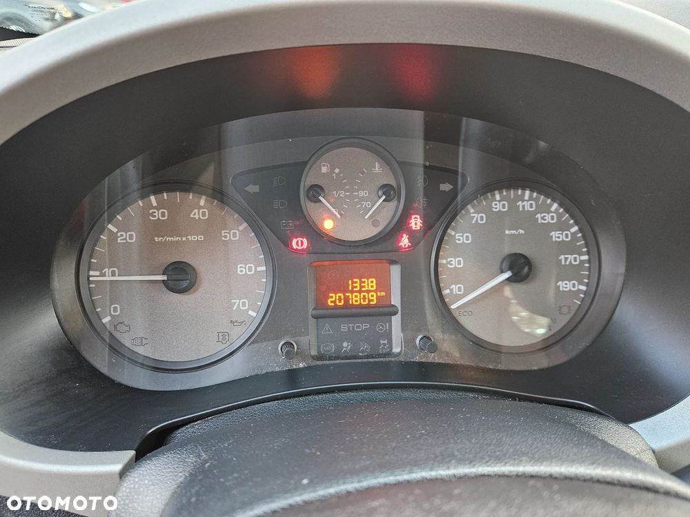 Peugeot Partner 1.6 HDi Active - 17