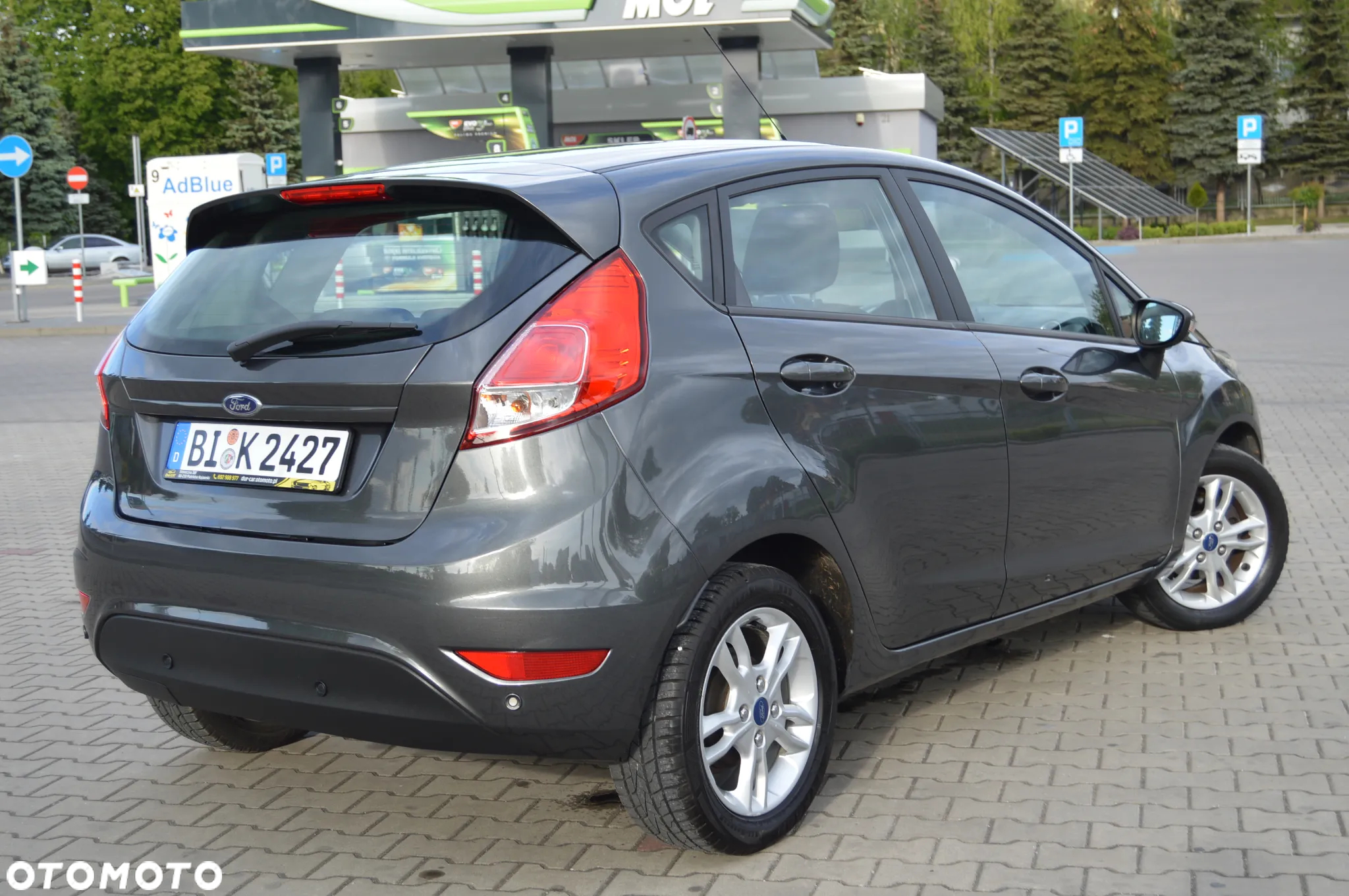 Ford Fiesta 1.0 EcoBoost Start-Stop SYNC Edition - 4