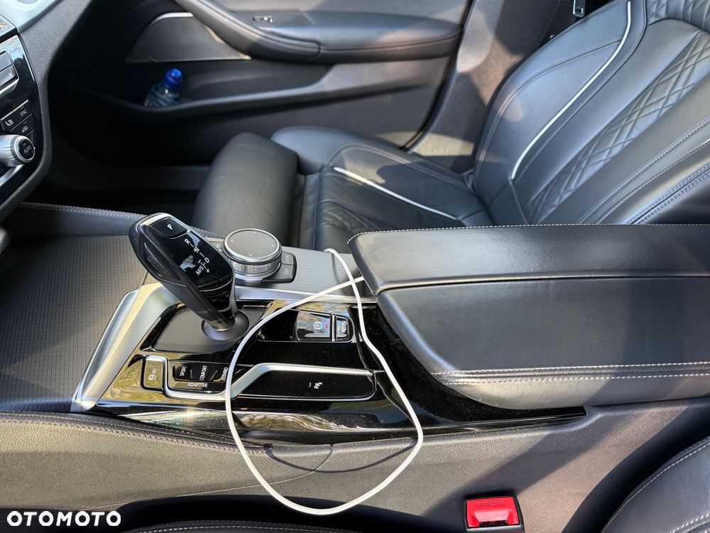 BMW Seria 5 520d MHEV M Sport sport - 33