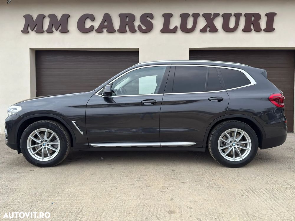 BMW X3 xDrive20i Aut. Luxury Line - 22