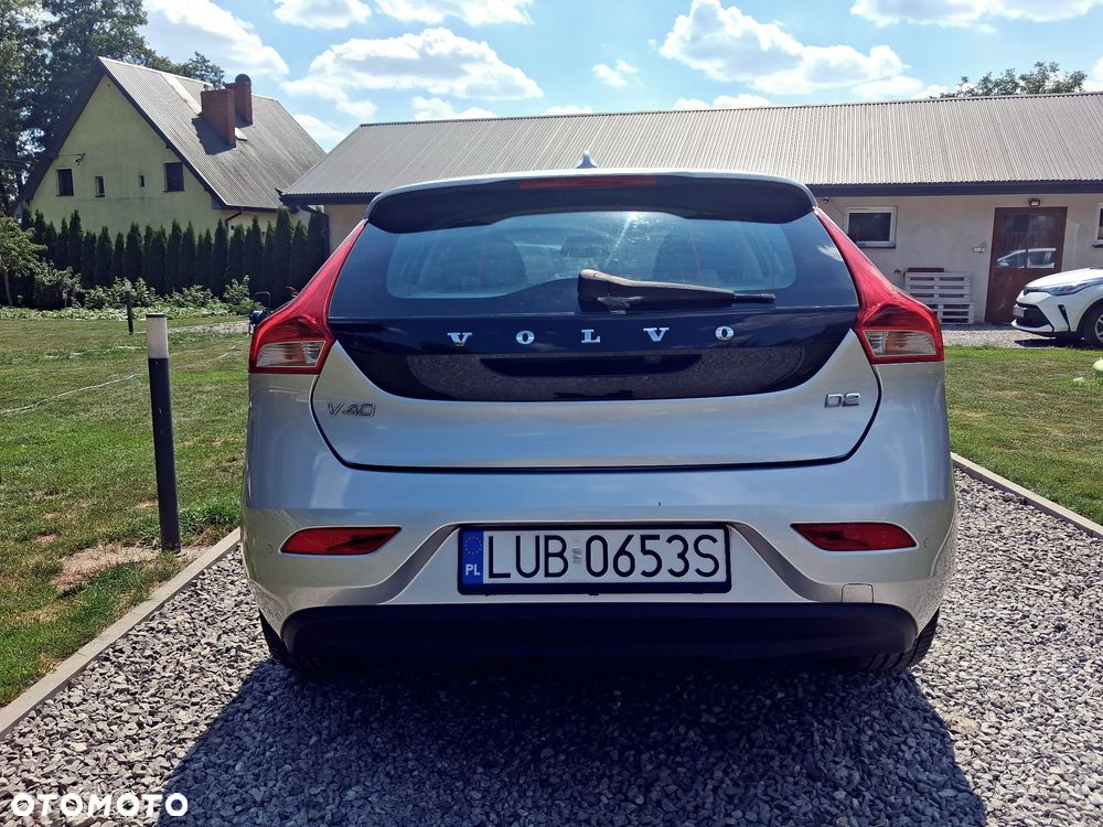 Volvo V40 D2 Summum - 4