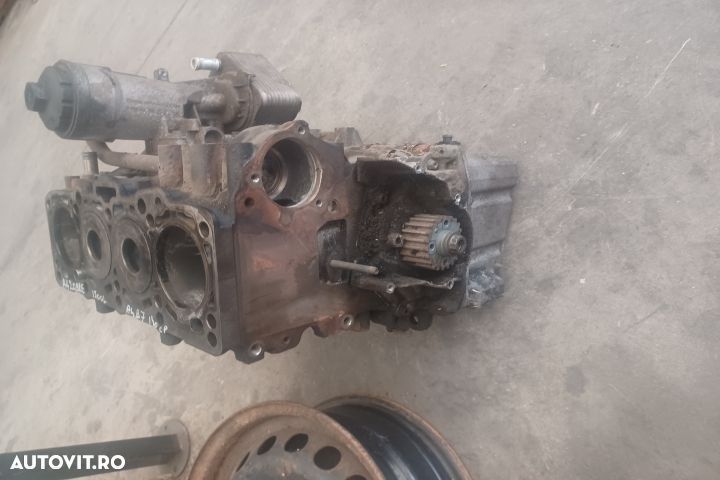 Bloc motor Audi A4 B7 [2004 - 2008] Avant wagon 5-usi 2.0 TDI MT (140 - 7