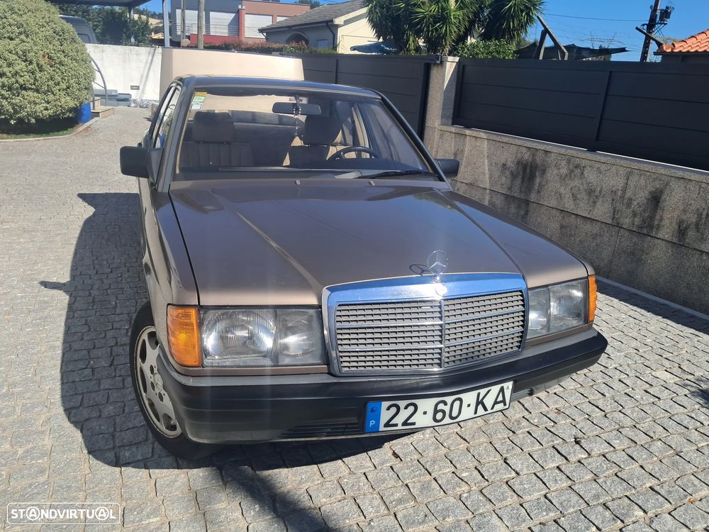 Mercedes-Benz A 190 - 1