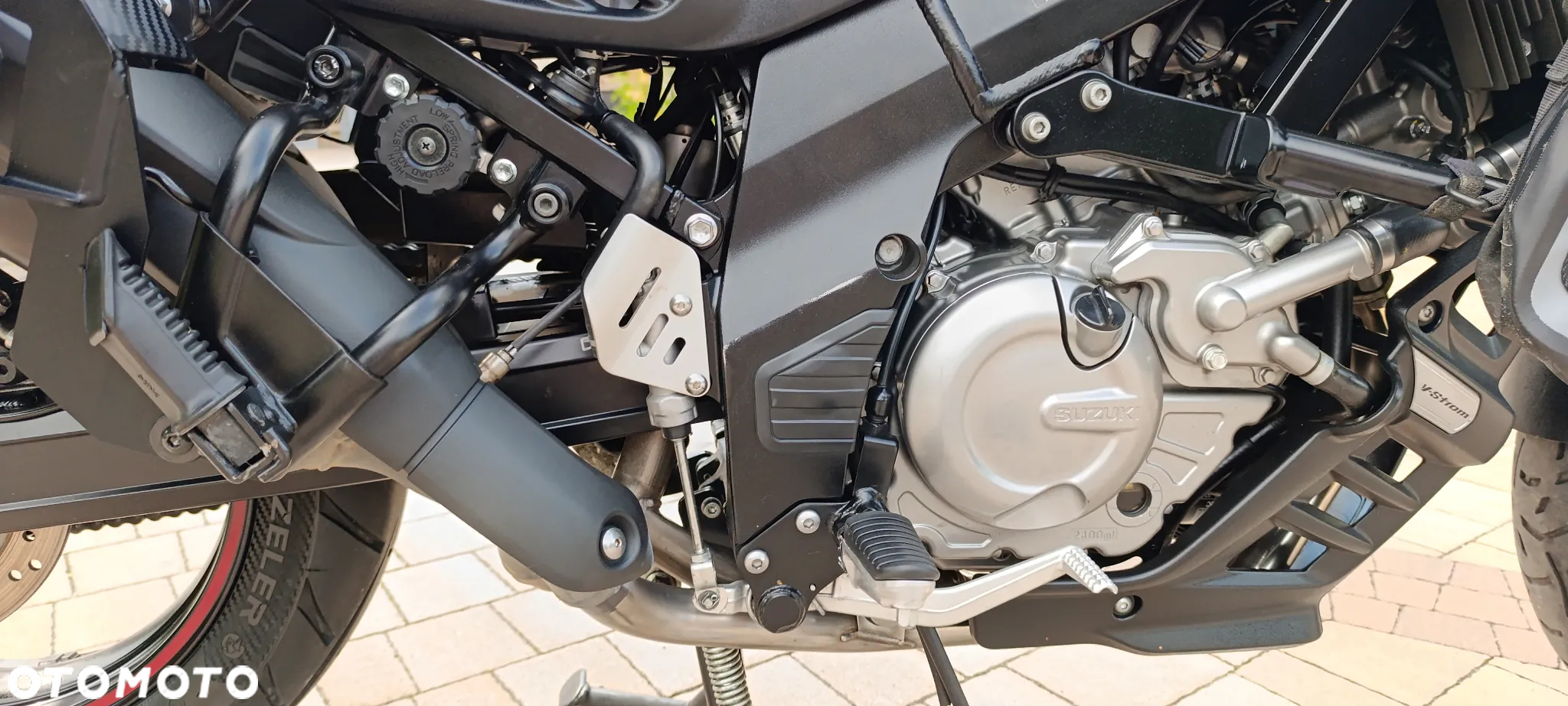 Suzuki V-STROM - 26