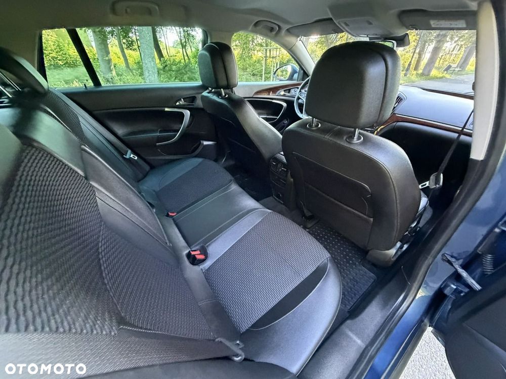 Opel Insignia - 32