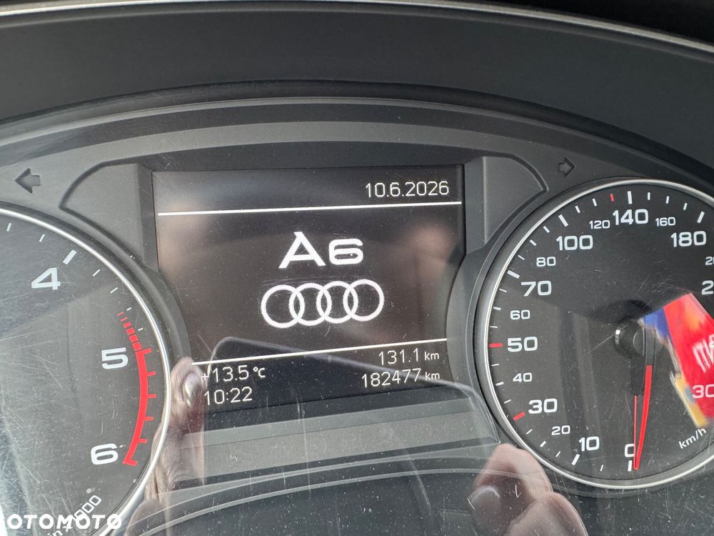 Audi A6 Avant 2.0 TDI Ultra DPF S tronic - 25