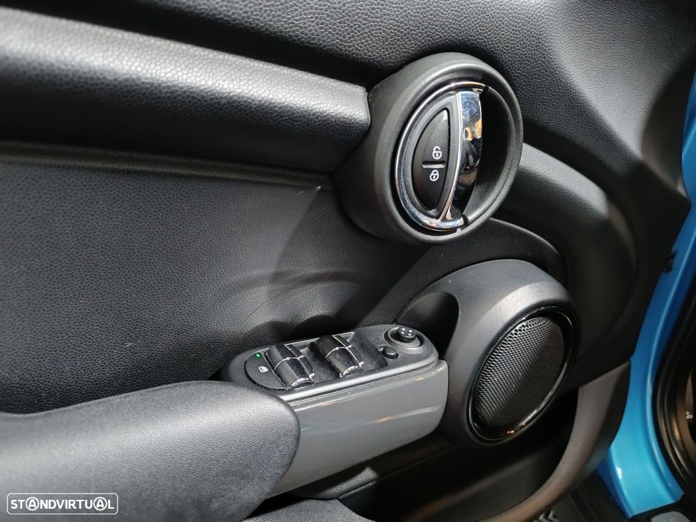 MINI 5 Portas One D - 28