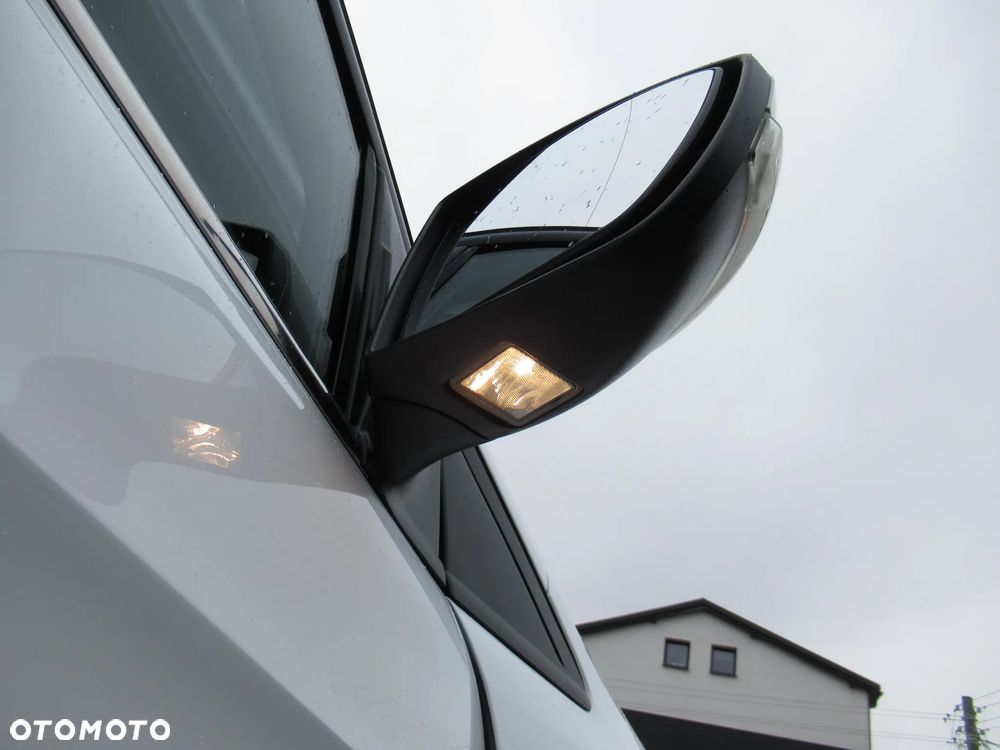 Ford Kuga 1.6 EcoBoost 2x4 Titanium - 22