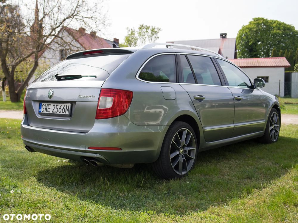 Skoda Superb 3.6 FSI 4x4 Ambition DSG - 5