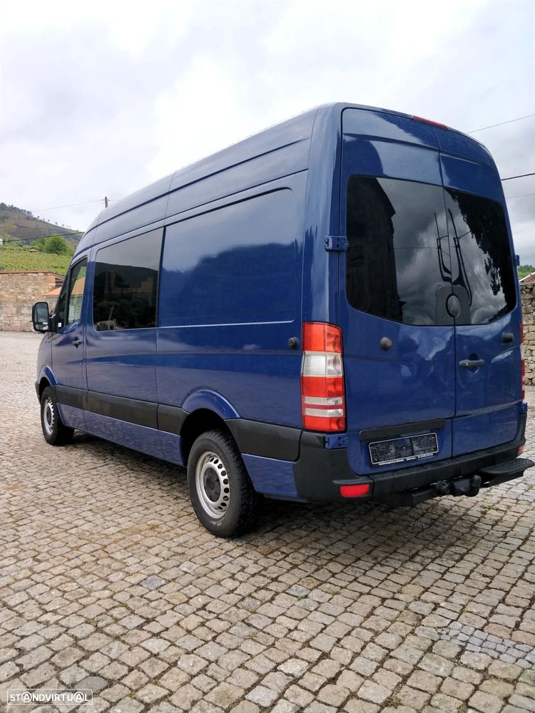 Mercedes-Benz Sprinter - 4