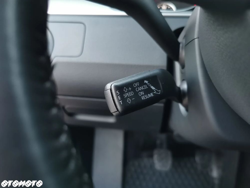 Volkswagen Passat Variant - 25