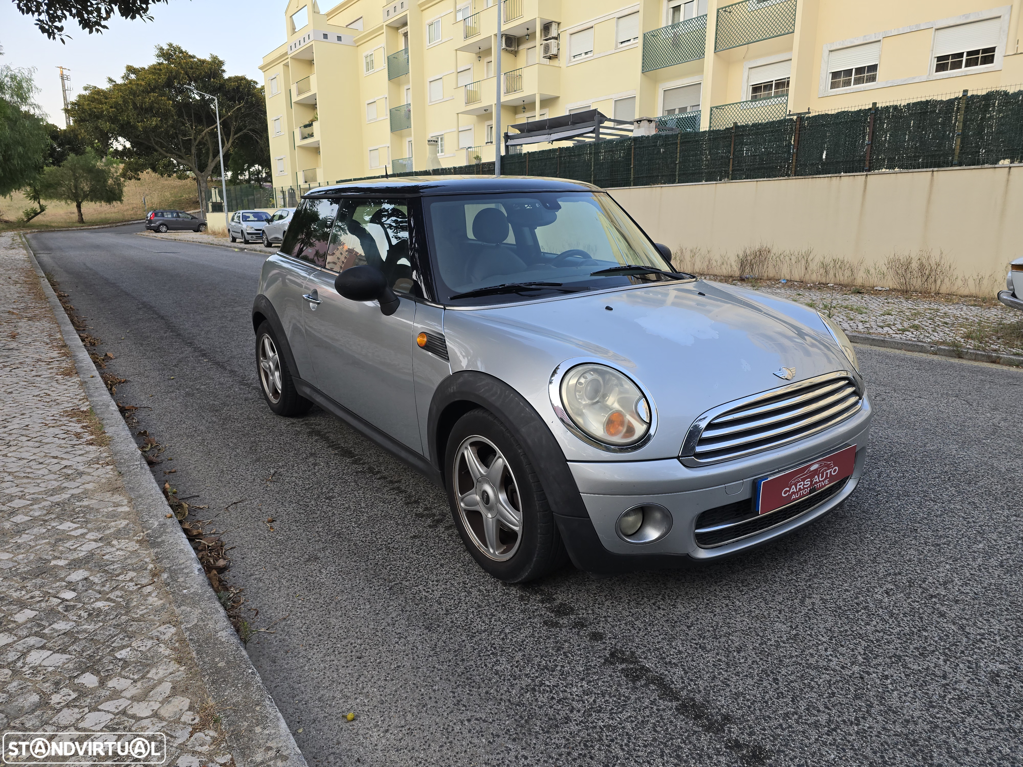 MINI 3 Portas Cooper D - 5