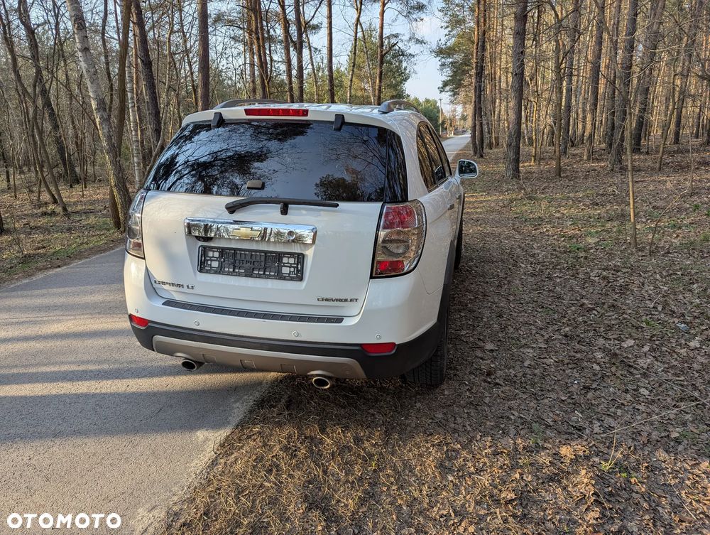 Chevrolet Captiva 2.0 4WD 7 Sitzer Automatik LT - 3