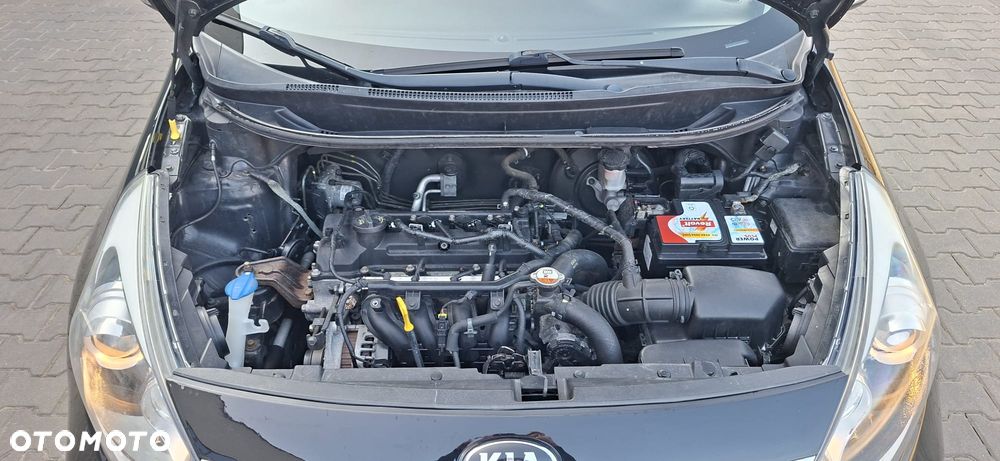 Kia Rio 1.2 Attract - 33