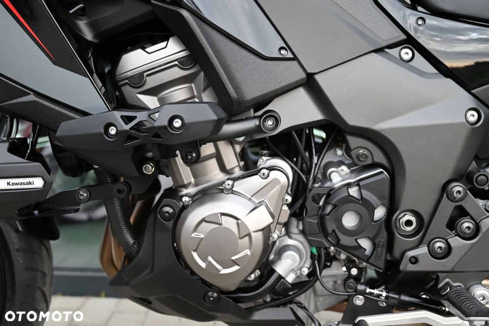 Kawasaki Versys 1000 - 10