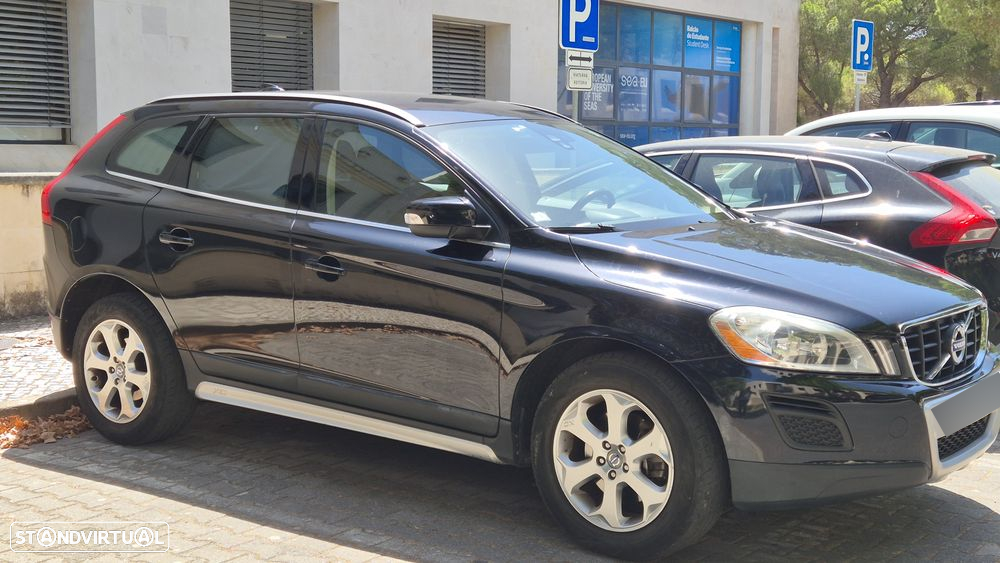 Volvo XC 60 2.0 D3 Drive Momentum - 2
