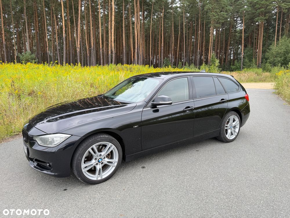 BMW Seria 3 318d Sport Line - 26