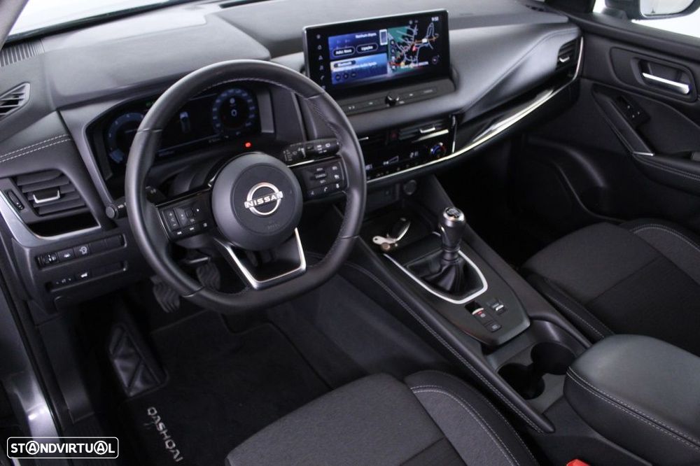 Nissan Qashqai 1.3 DIG-T N-Connecta LED+SKY - 30