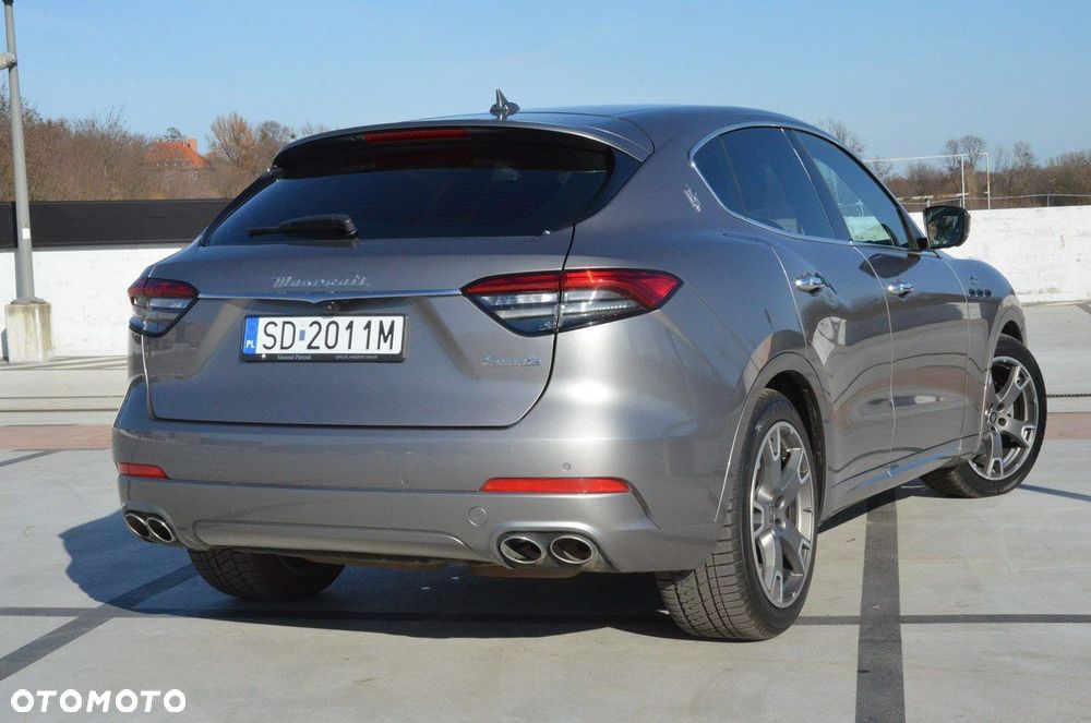 Maserati Levante MHEV Executive - 17