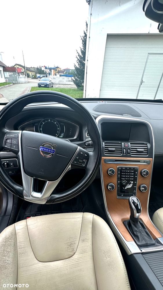 Volvo XC 60 - 11