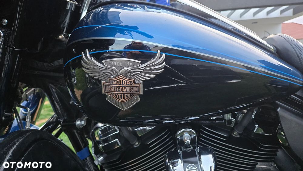Harley-Davidson Touring Electra Glide - 6