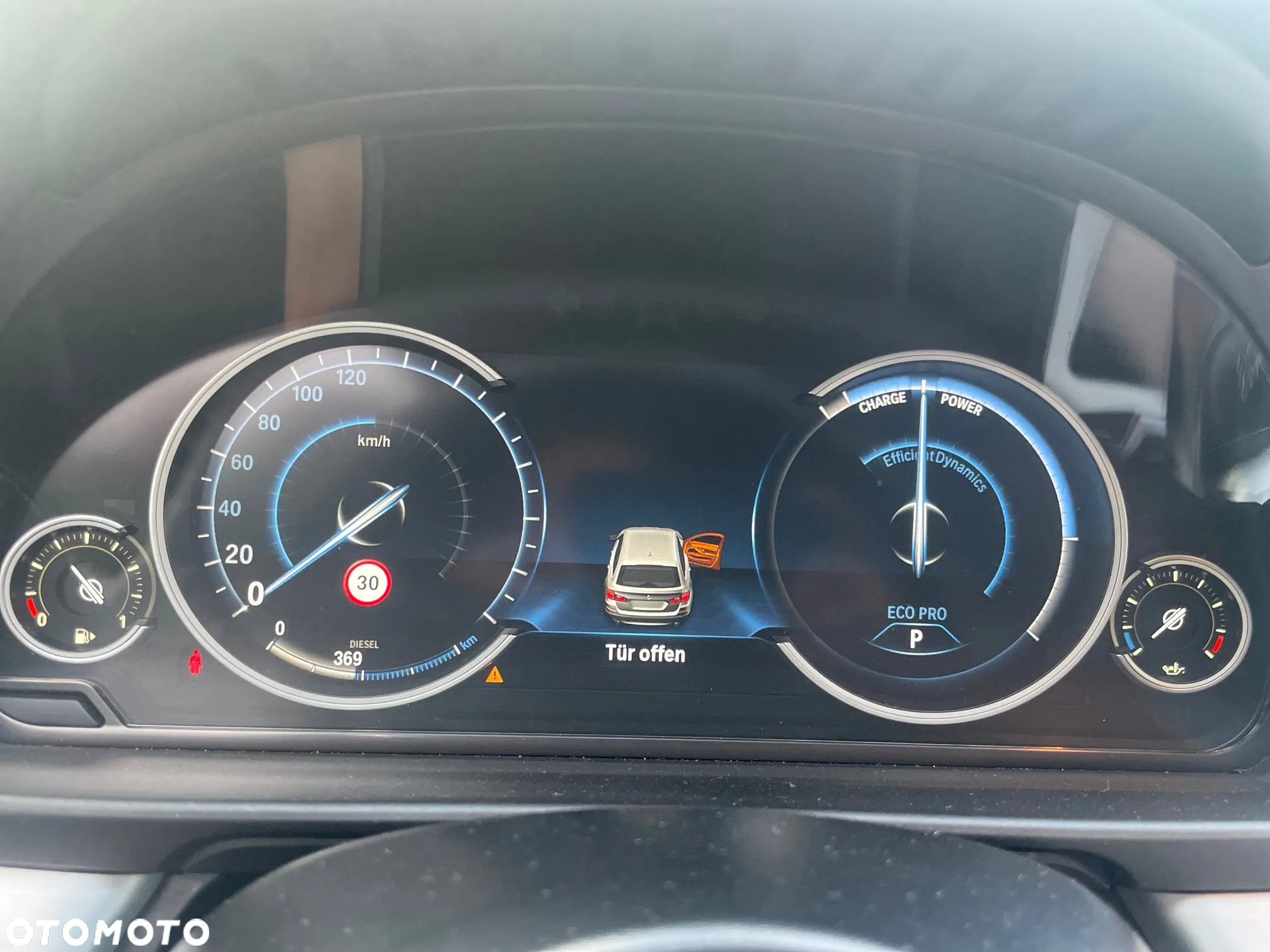 BMW Seria 5 520d Touring - 6
