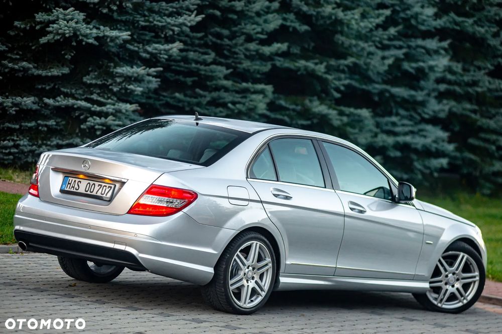 Mercedes-Benz Klasa C 200 7G-TRONIC Avantgarde Edition - 14