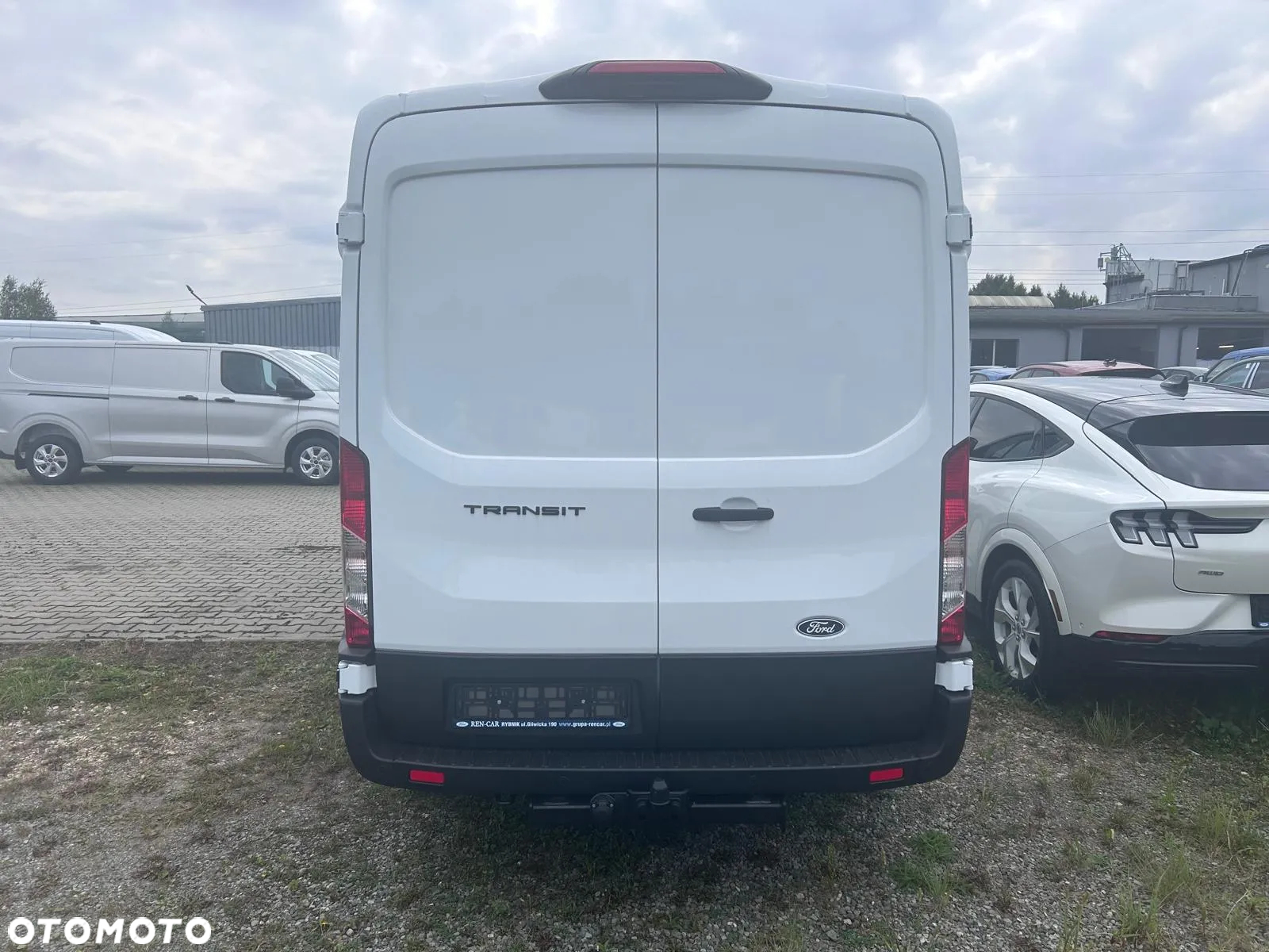 Ford Transit Brygadówka 2.0 130 KM Trend 350 L3 - 3
