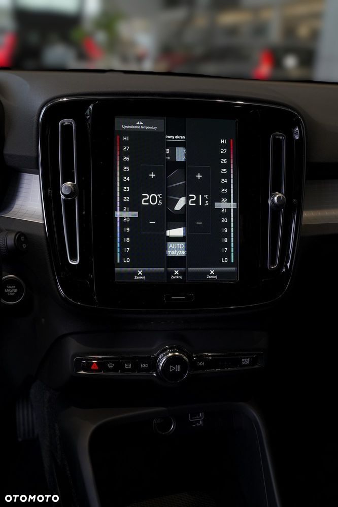 Volvo XC 40 B3 Core - 17