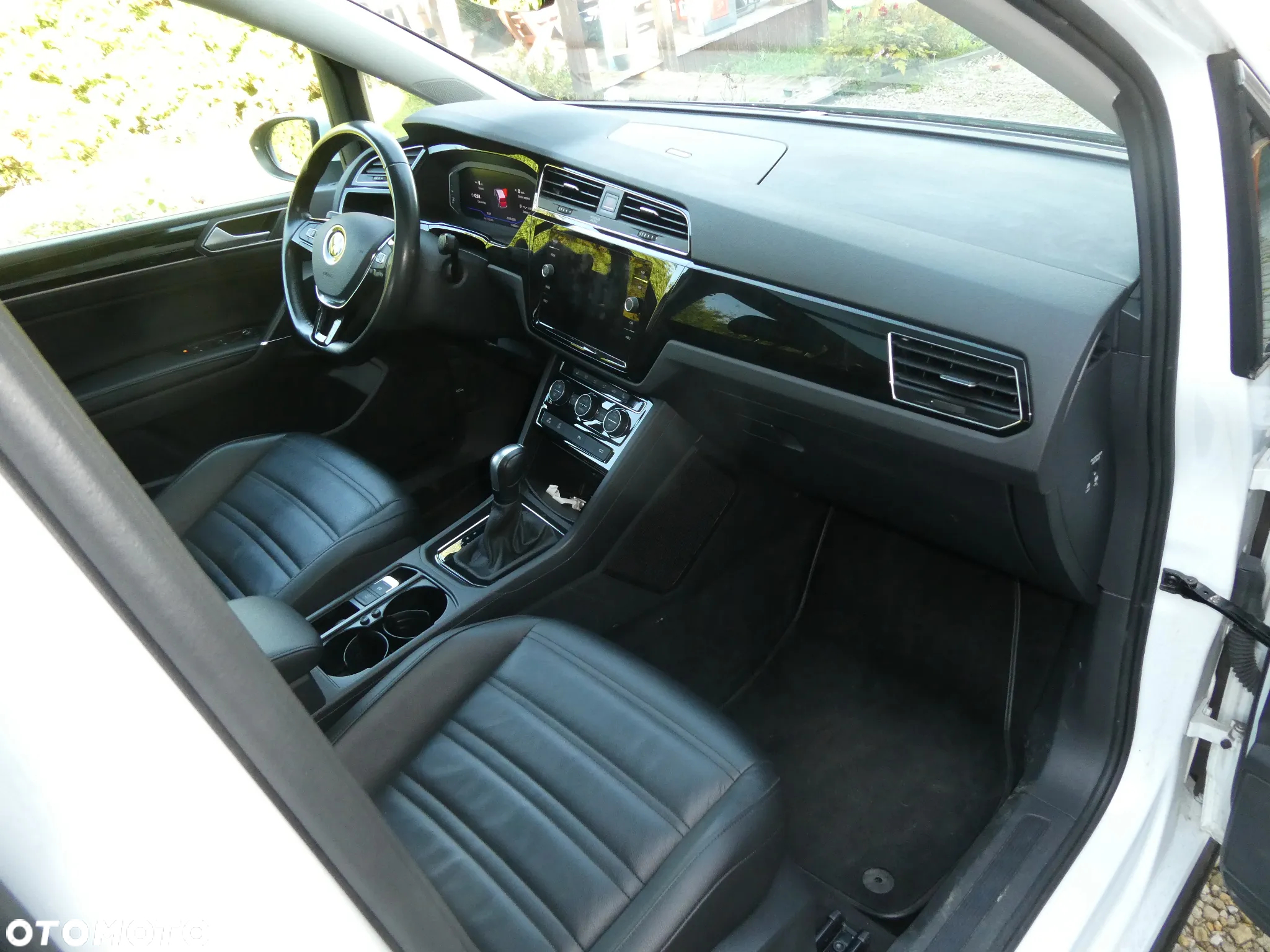 Volkswagen Touran 1.5 TSI EVO Highline DSG - 16