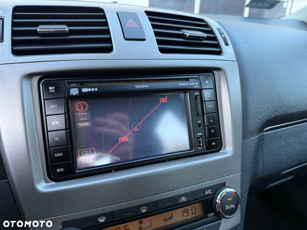 Toyota Avensis 2.0 D-4D Platinium - 23