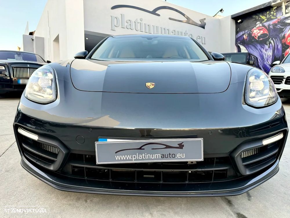 Porsche Panamera 4 E-Hybrid Platinum Edition - 56