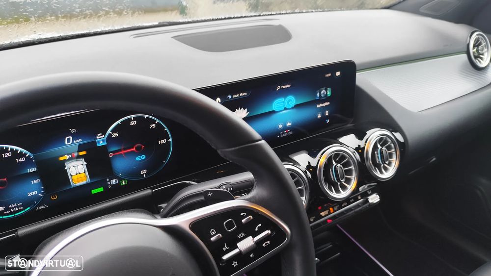 Mercedes-Benz EQA 250 - 25