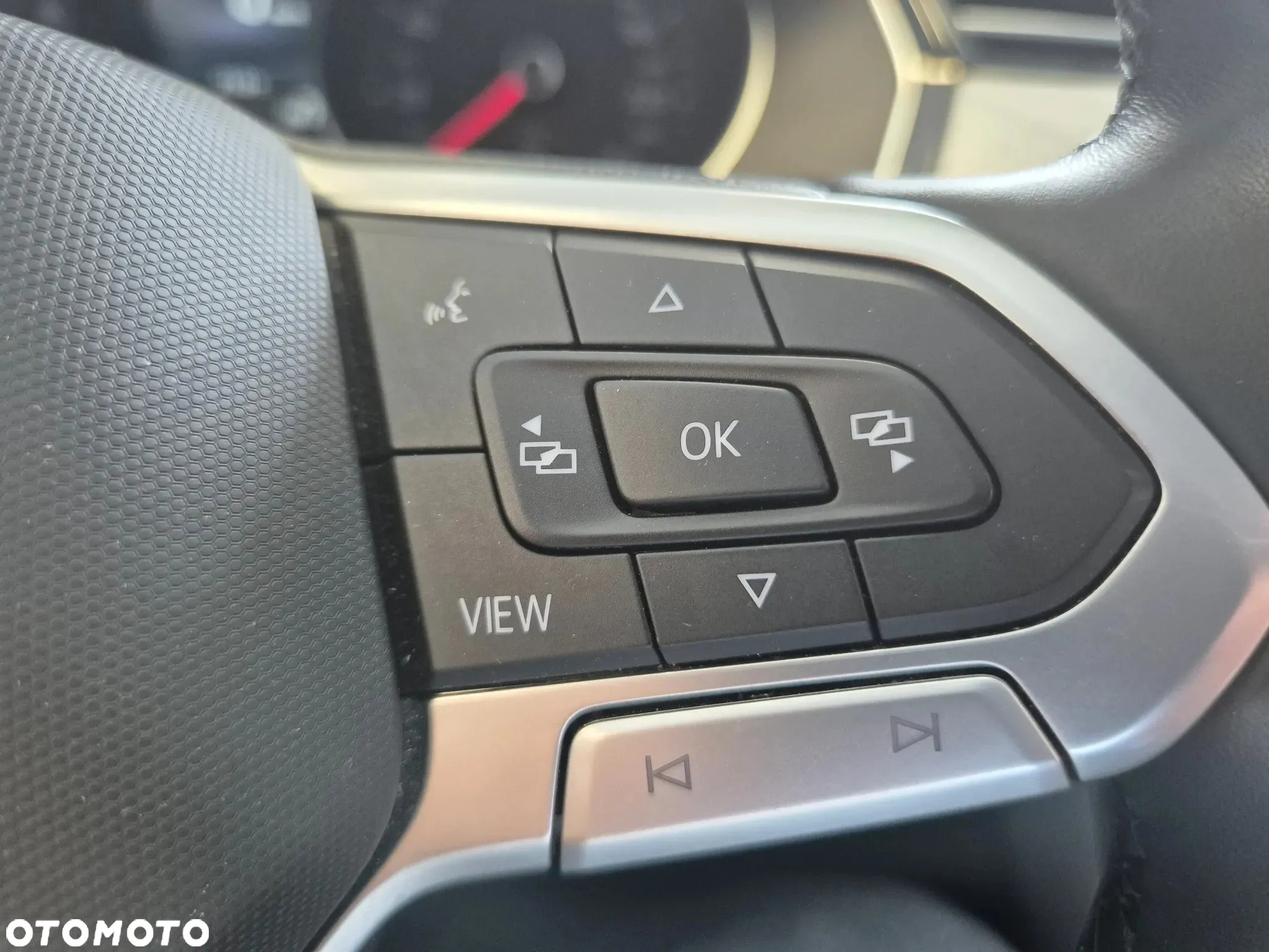 Volkswagen Passat 2.0 TSI Business DSG - 22