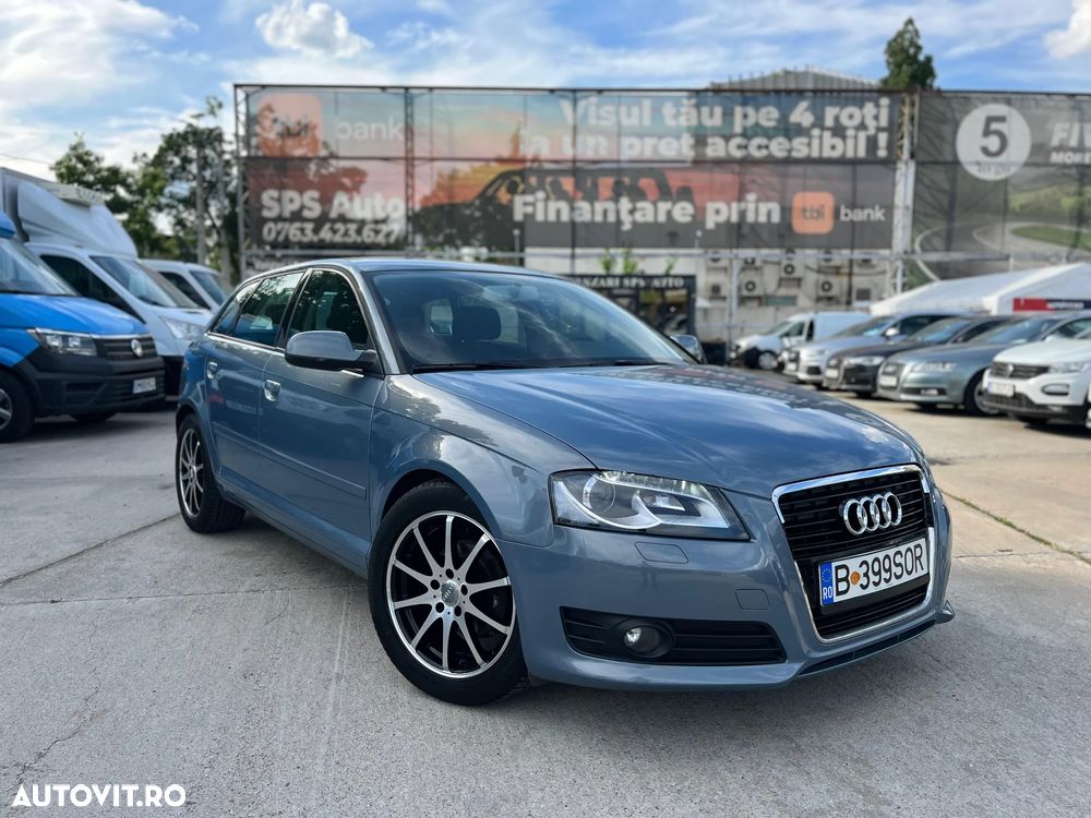 Audi A3 1.6 TDI Ambiente - 2