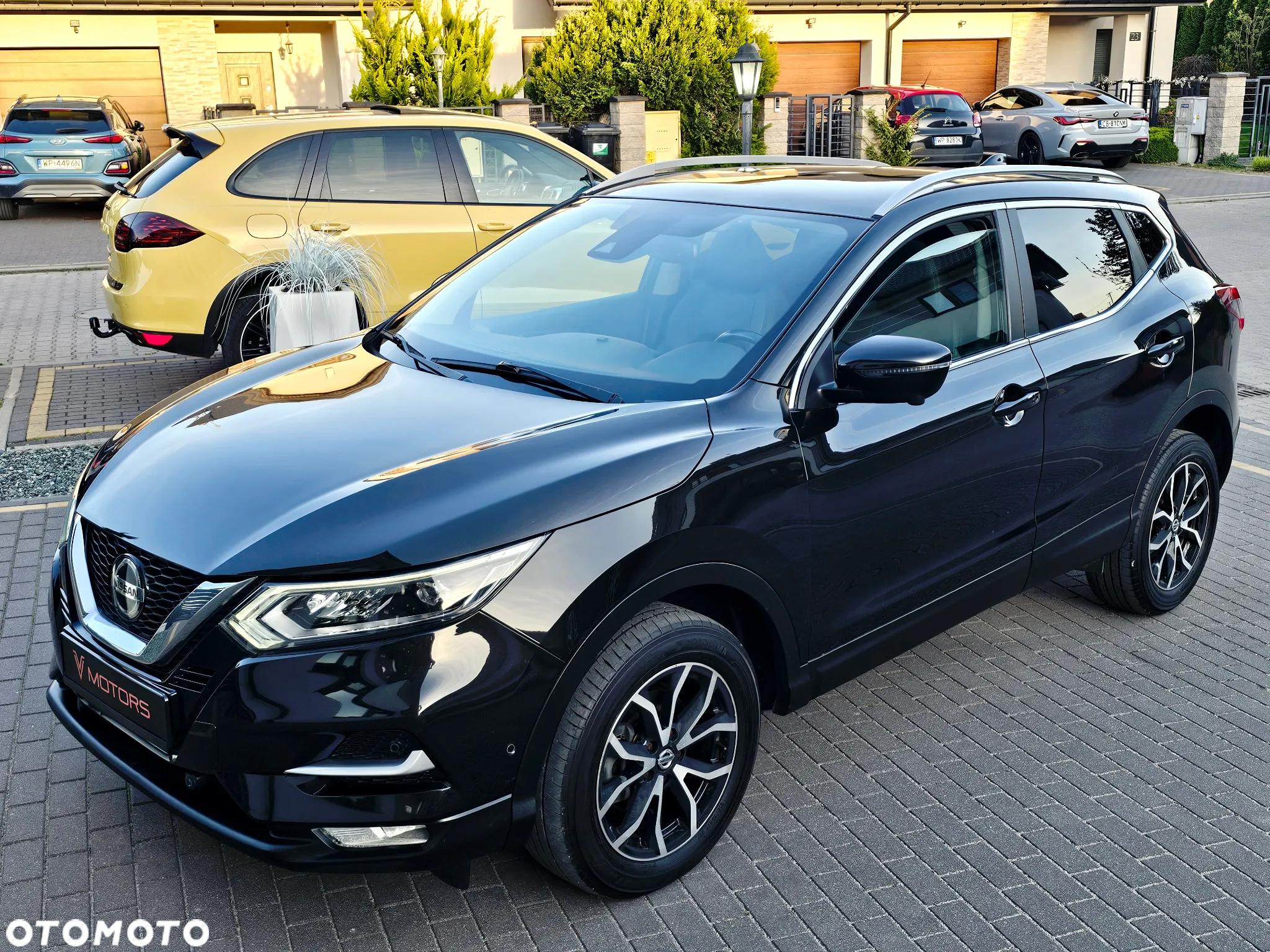 Nissan Qashqai 1.7 dCi TEKNA+ - 36
