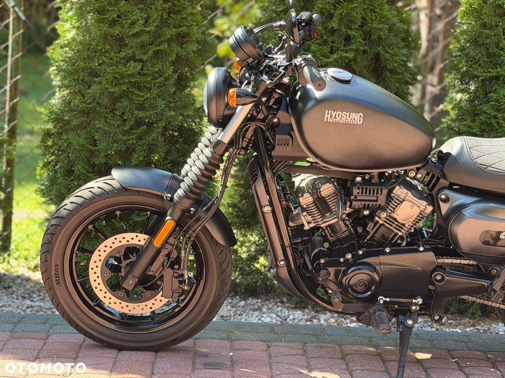 Hyosung GV - 18