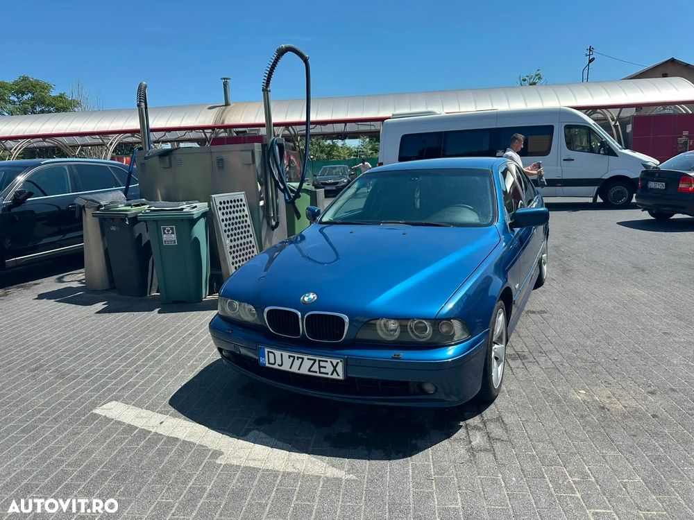 BMW Seria 5 520d - 8