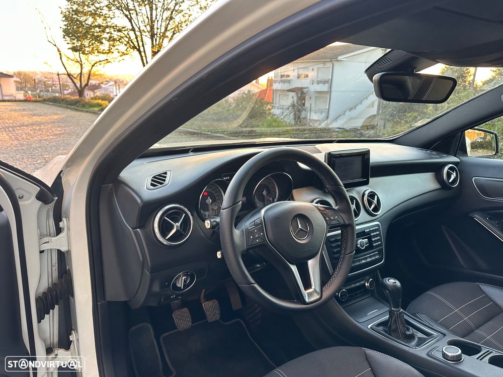 Mercedes-Benz GLA 200 (CDI) d Urban - 21