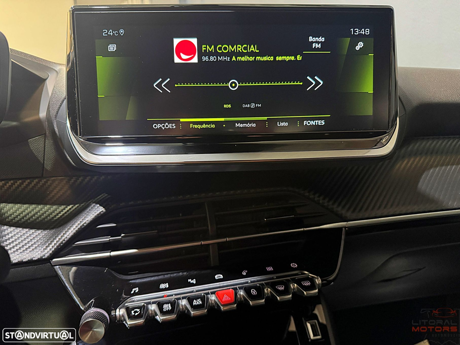 Peugeot 2008 1.2 PureTech Allure Pack - 29