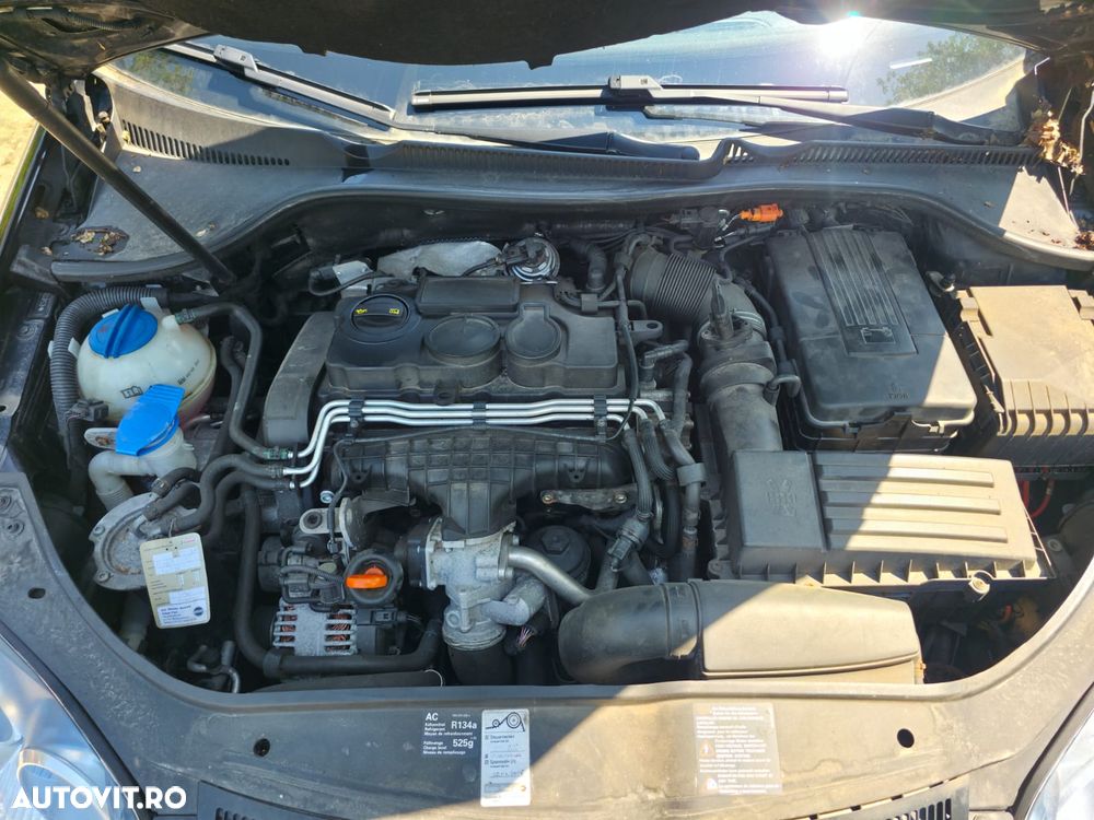 Volkswagen Golf - 9