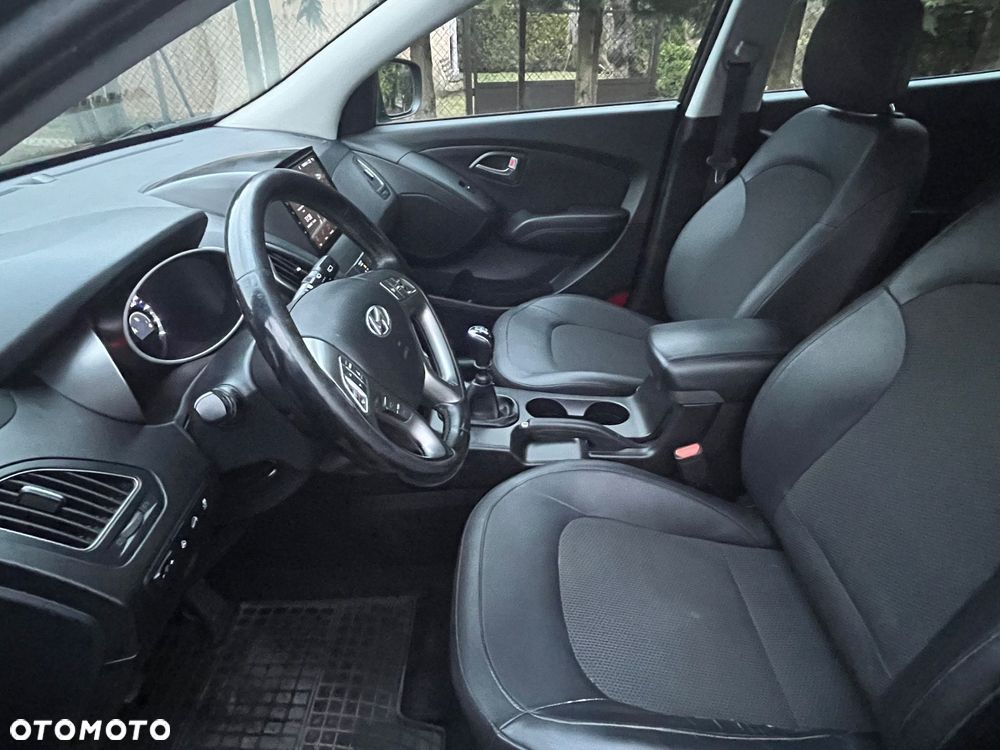 Hyundai ix35 - 16