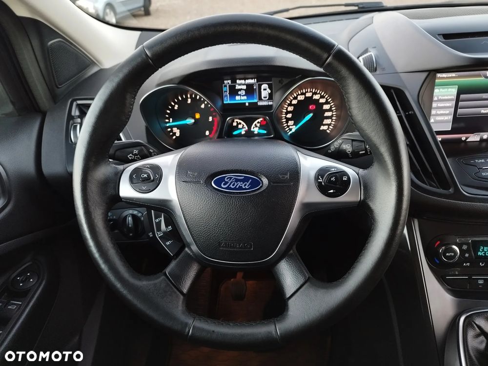 Ford Kuga 2.0 TDCi 4x4 Titanium - 27