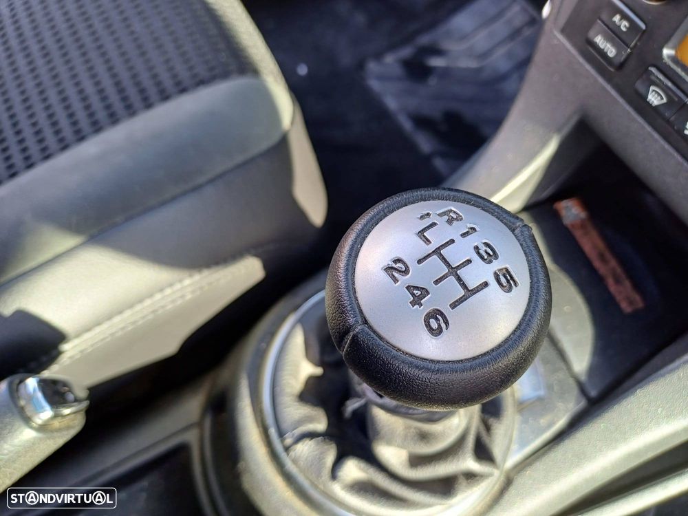 Citroën C4 2.0 HDi FAP VTR Plus - 7