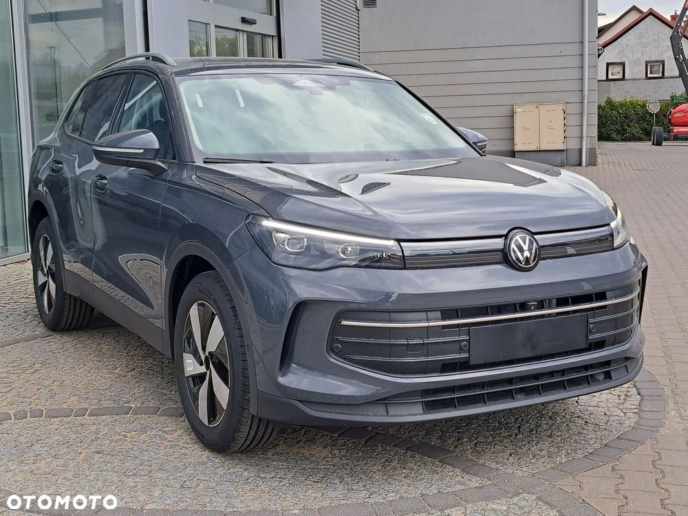 Volkswagen Tiguan - 4